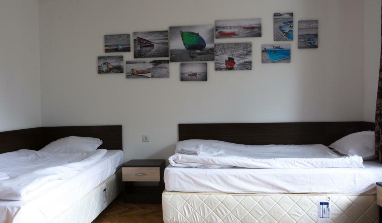 Guest Rooms Old Captain Burgas Extérieur photo