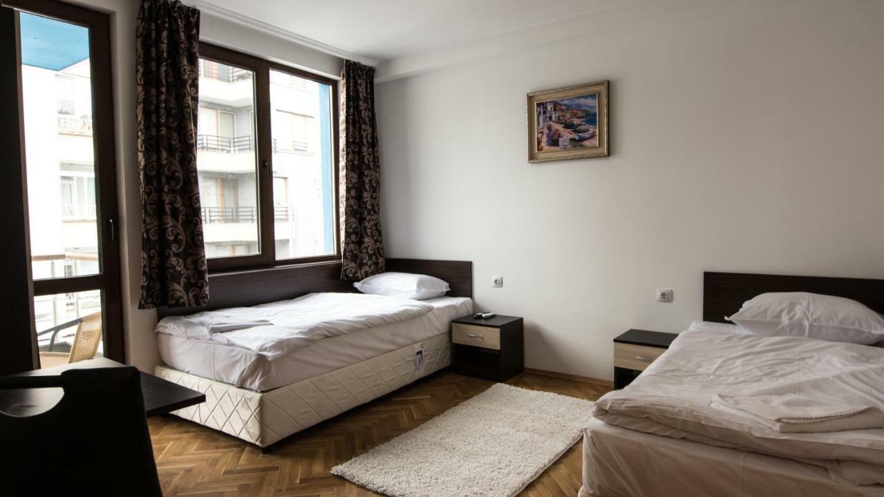 Guest Rooms Old Captain Burgas Extérieur photo